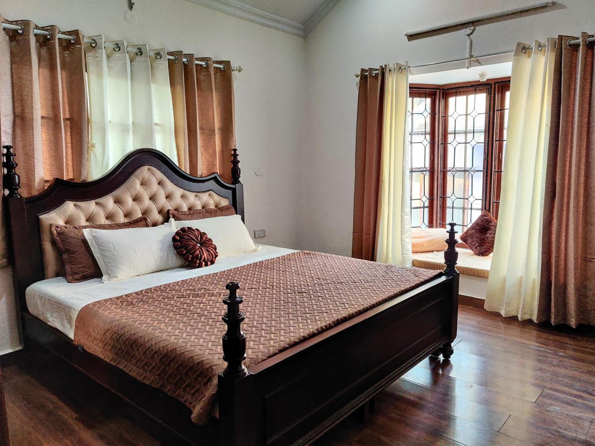 The Rustic Manor - Homestay Bangalore Exterior foto