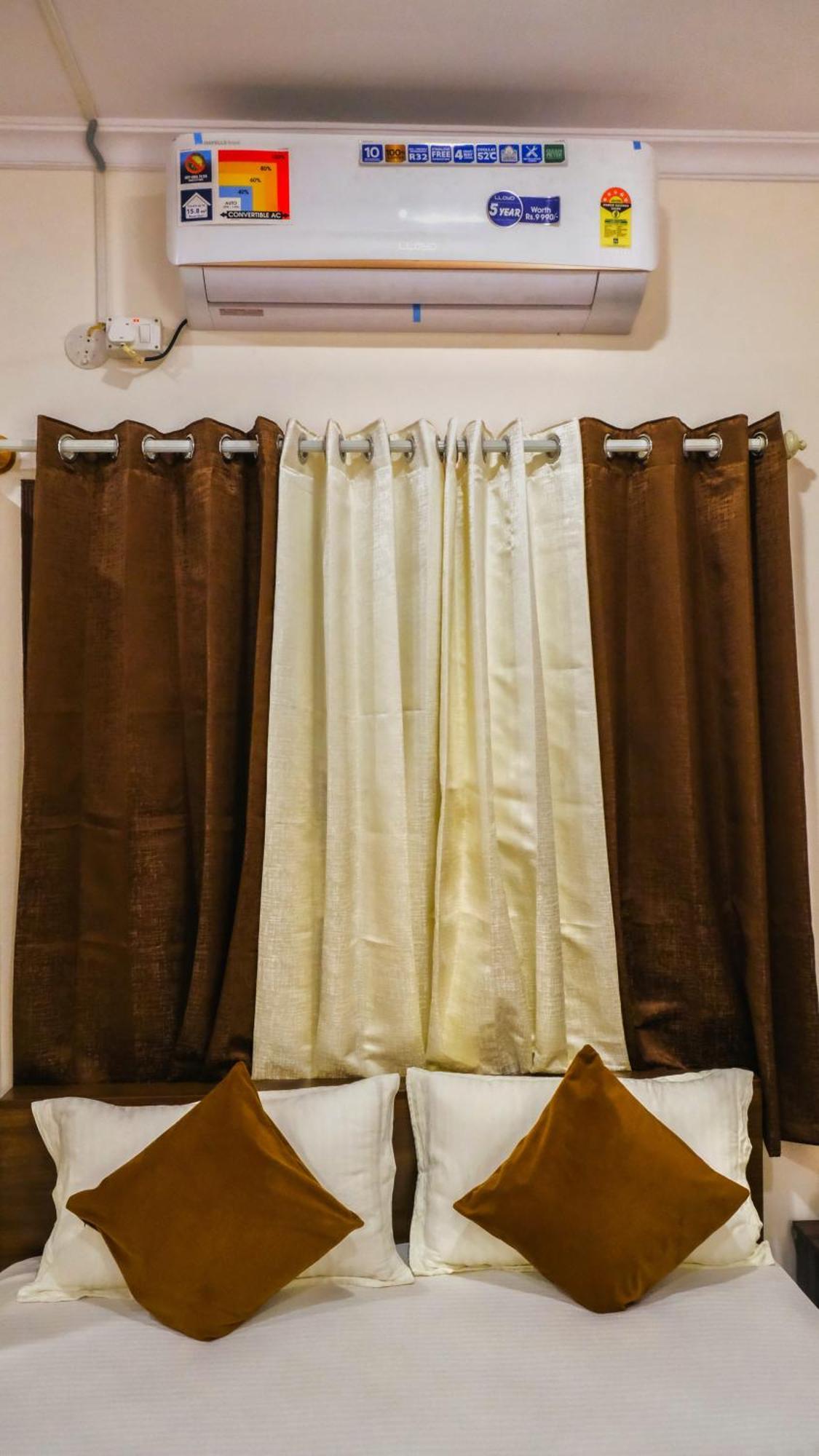 The Rustic Manor - Homestay Bangalore Exterior foto